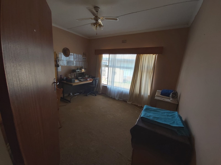7 Bedroom Property for Sale in Kuruman Northern Cape